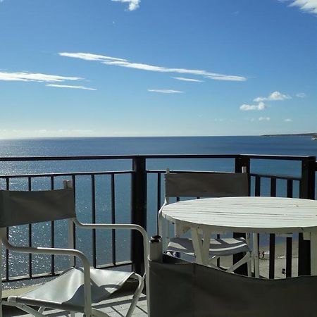 Ballenas Desde El Balcon Puerto Madryn Esterno foto